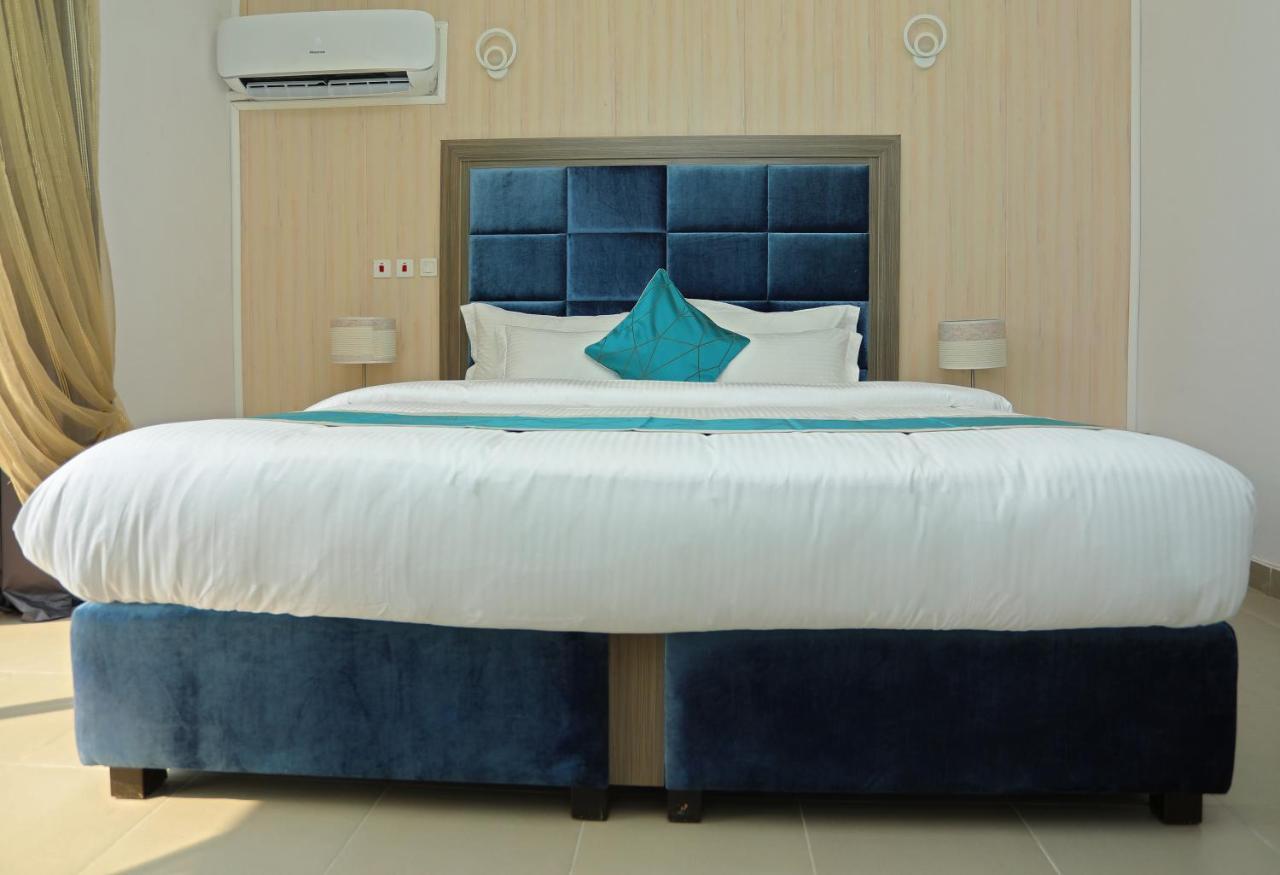 Riviera Suites Lagos Eksteriør bilde