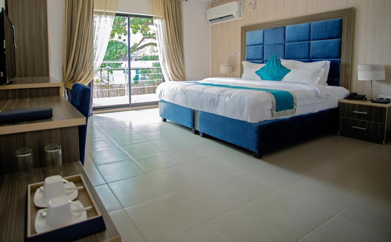 Riviera Suites Lagos Eksteriør bilde