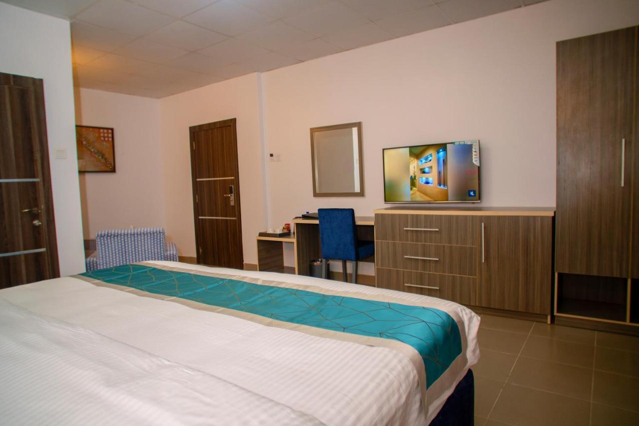 Riviera Suites Lagos Eksteriør bilde