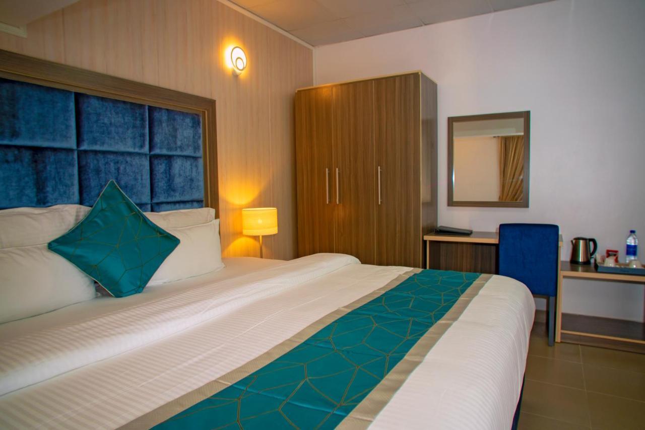 Riviera Suites Lagos Eksteriør bilde