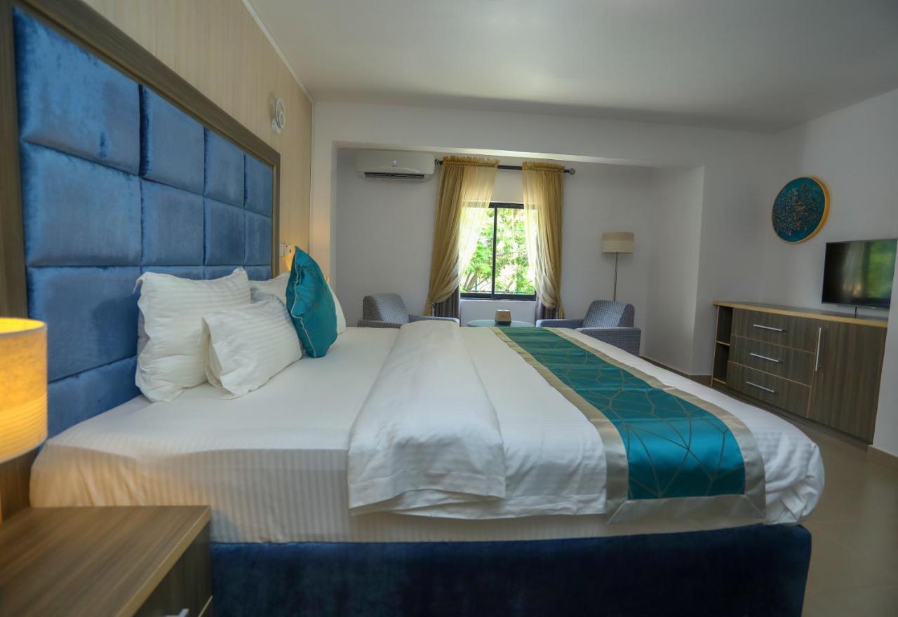 Riviera Suites Lagos Eksteriør bilde