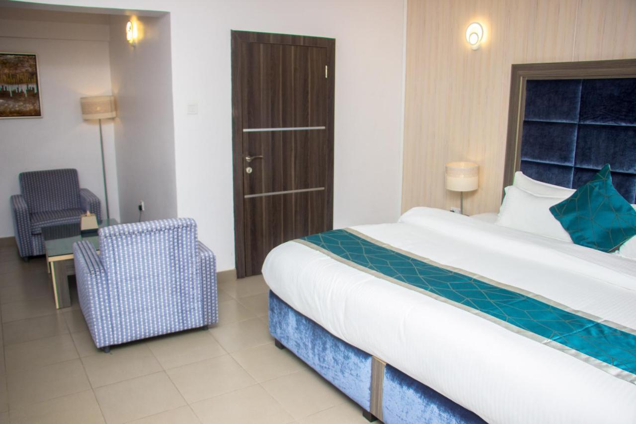 Riviera Suites Lagos Eksteriør bilde